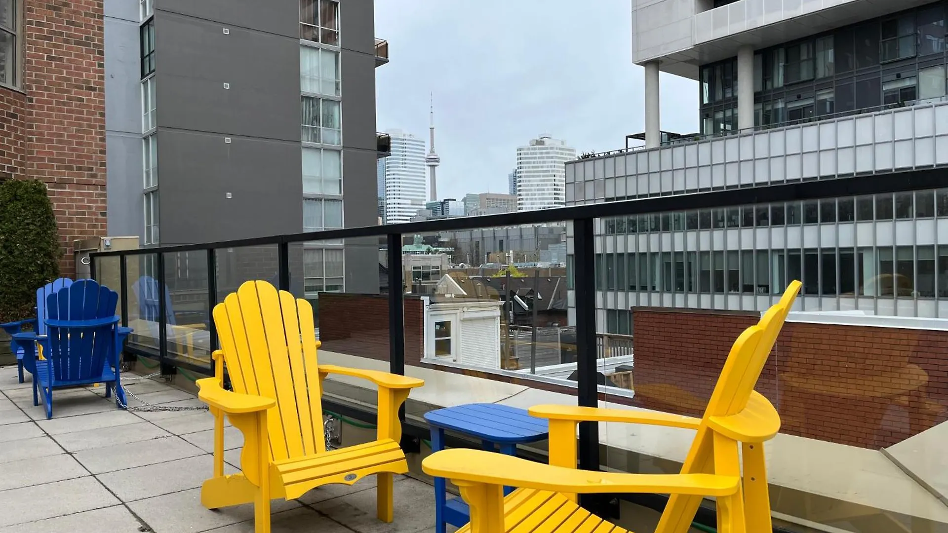 Hostel Neill Wycik Hotel Toronto Canada